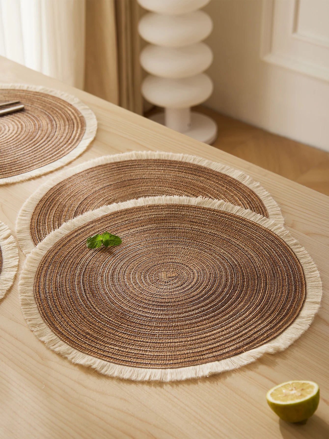 Runda flätade bordstabletter 4-pack