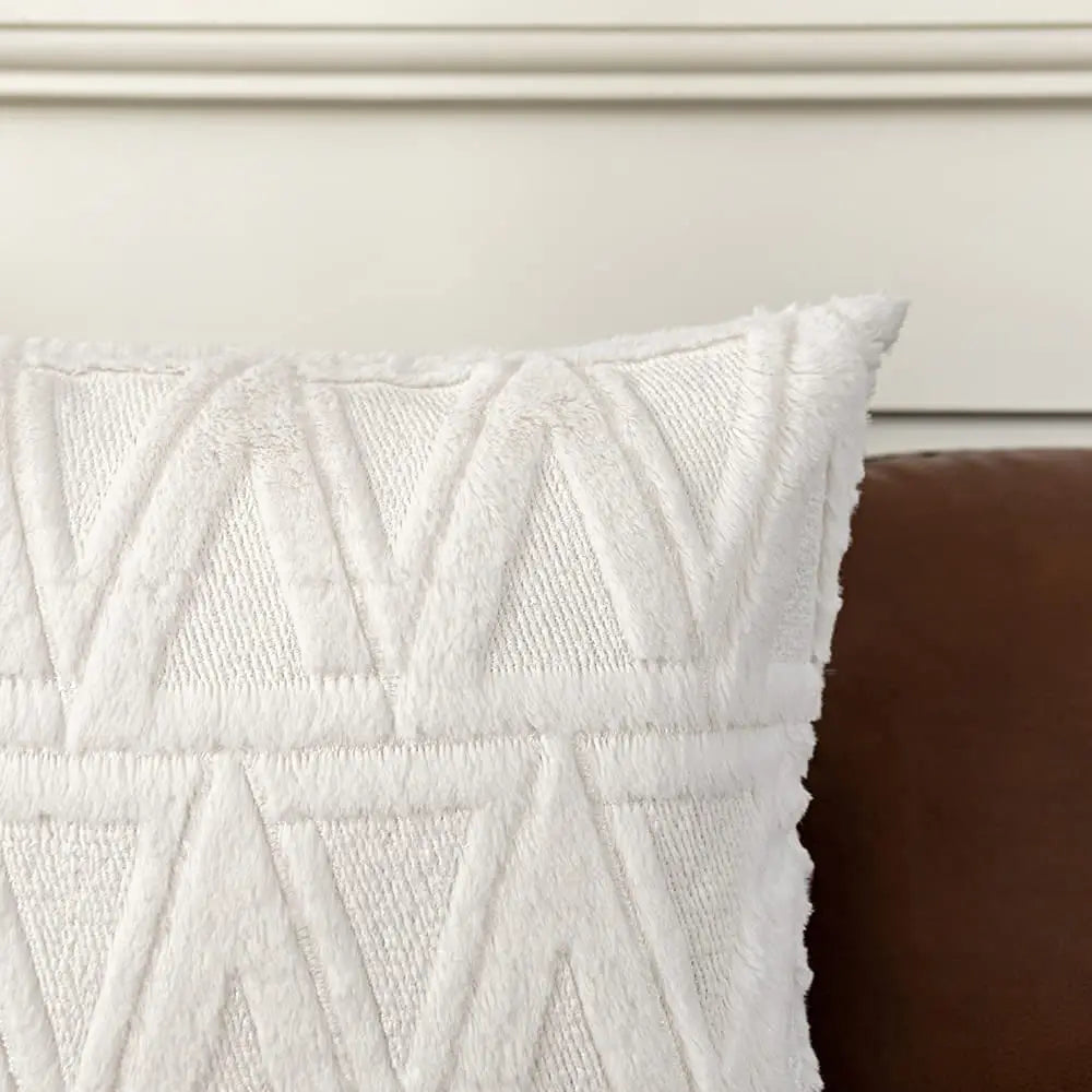 Stilren kuddfodral i mjuk sammet