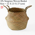 Woven basket in natural material