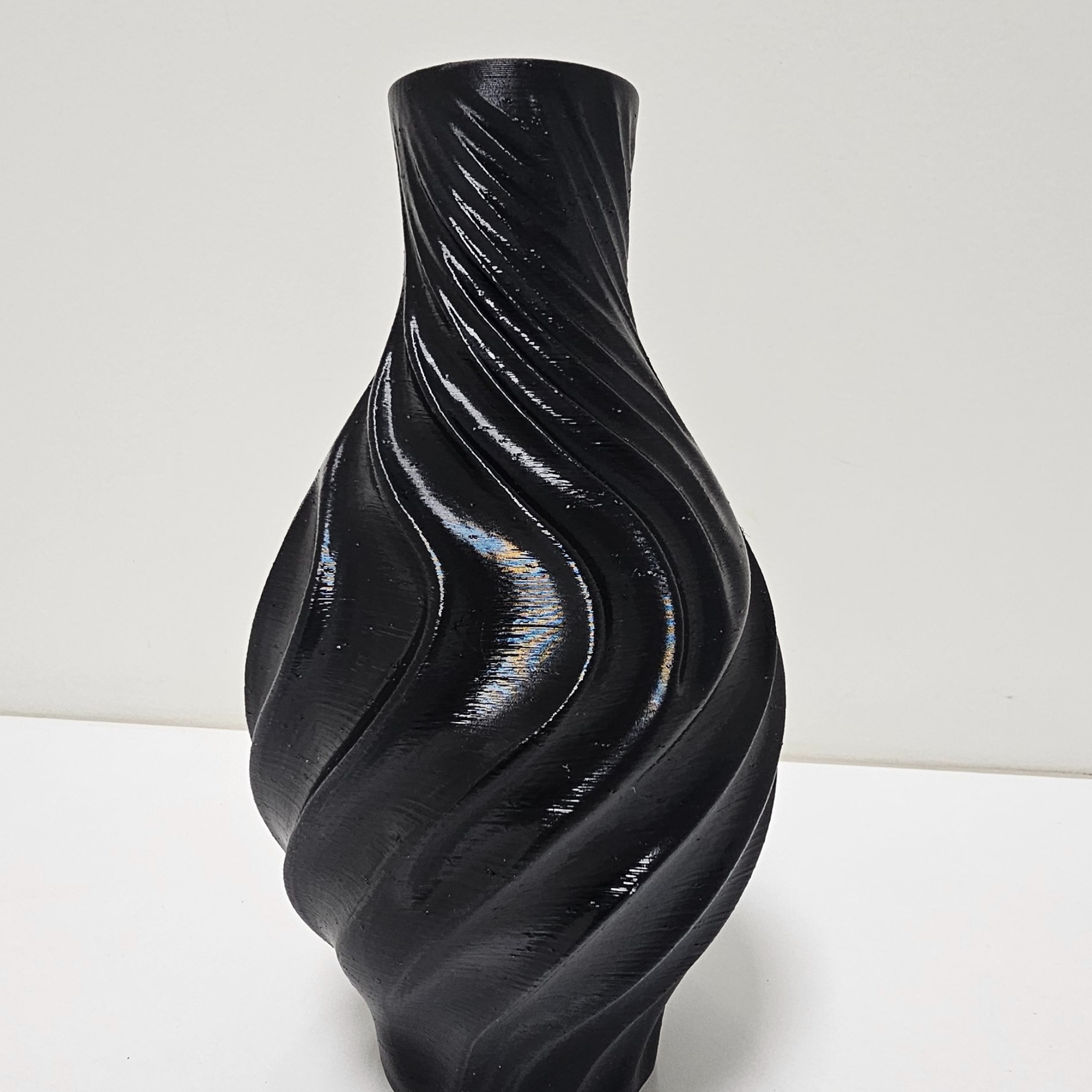 Wavy - Vågformad vas 🇸🇪