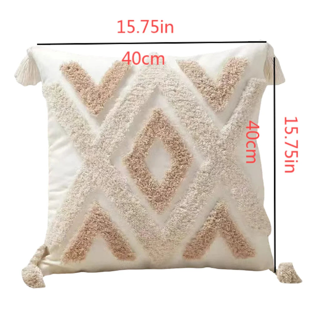 Exklusiva kuddfodral i boho stil med tofsar
