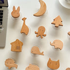 Träkrok med djurmotiv