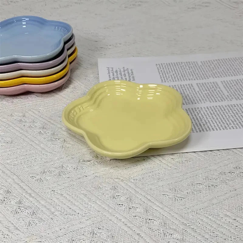 Upphöjd kattmatskål i keramik