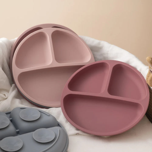 BPA-free silicone suction cup with compartment