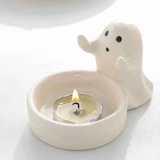 Spökligt stämningsfull ljushållare