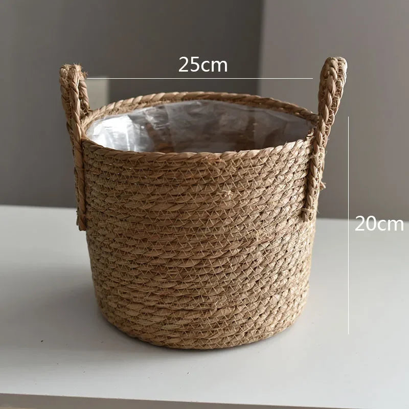 Flätad korg för plantering/förvaring