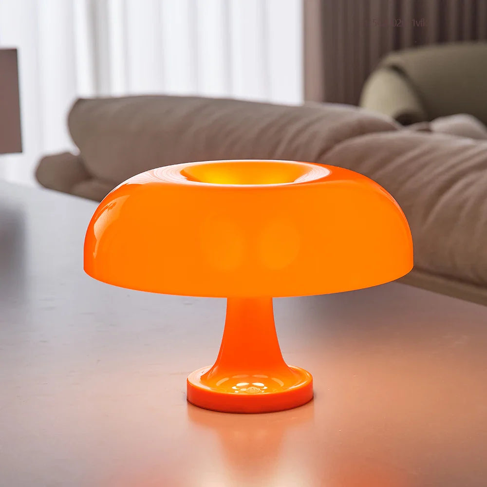 Danskdesignade Mushroom table lamp