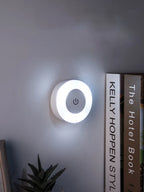 Led nattlampa med touchsensor och magnetisk väggmontering