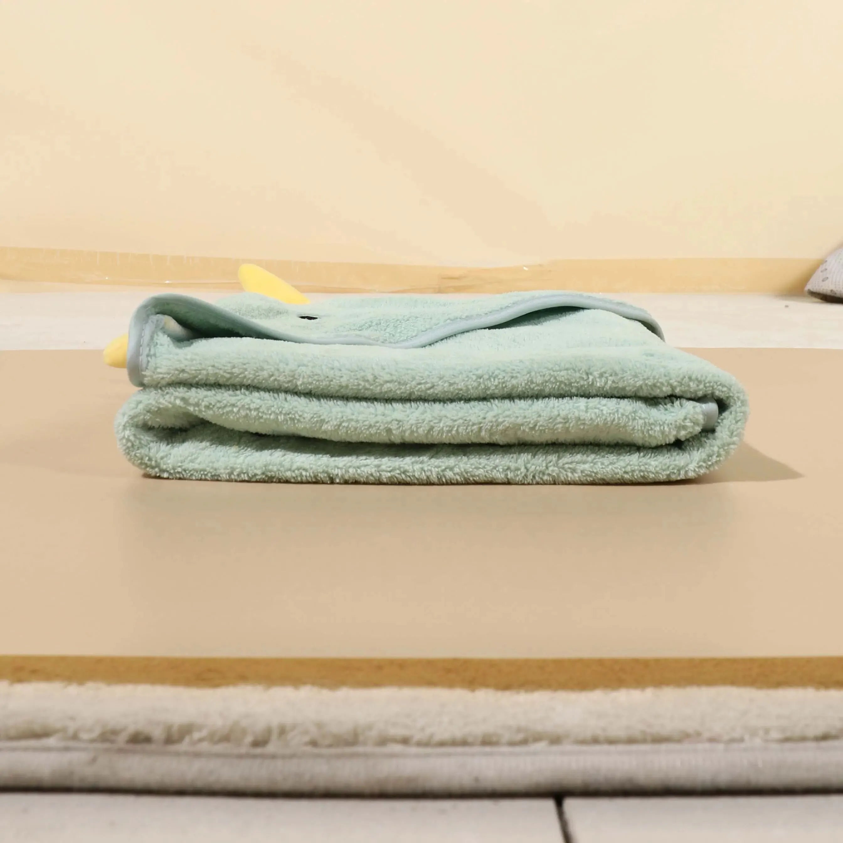 Mjuk & snabbtorkande babyhandduk med huva