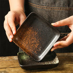 Fyrkantigt serveringsfat i keramik