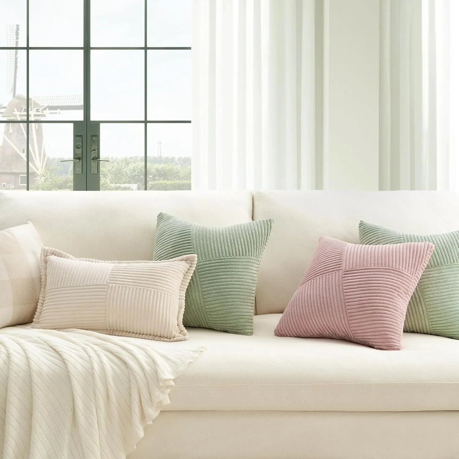 Lyxigt kuddfodral i randig manchester