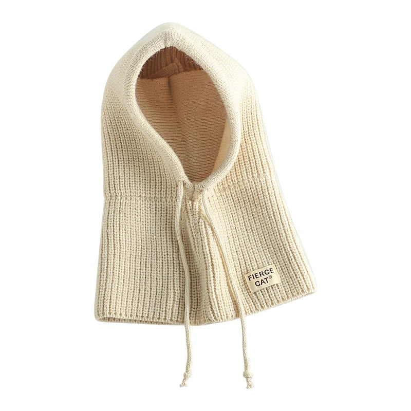 Stickad vintermössa med halskrage för barn