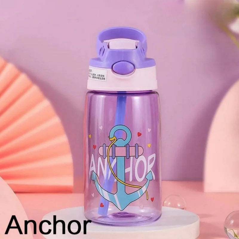 Söt & praktisk barnmugg med sugrör