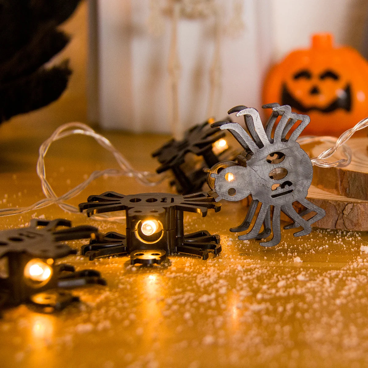 LED ljusslinga med halloweenmotiv 1,5 m