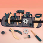 Lekfullt verktygsset i trä