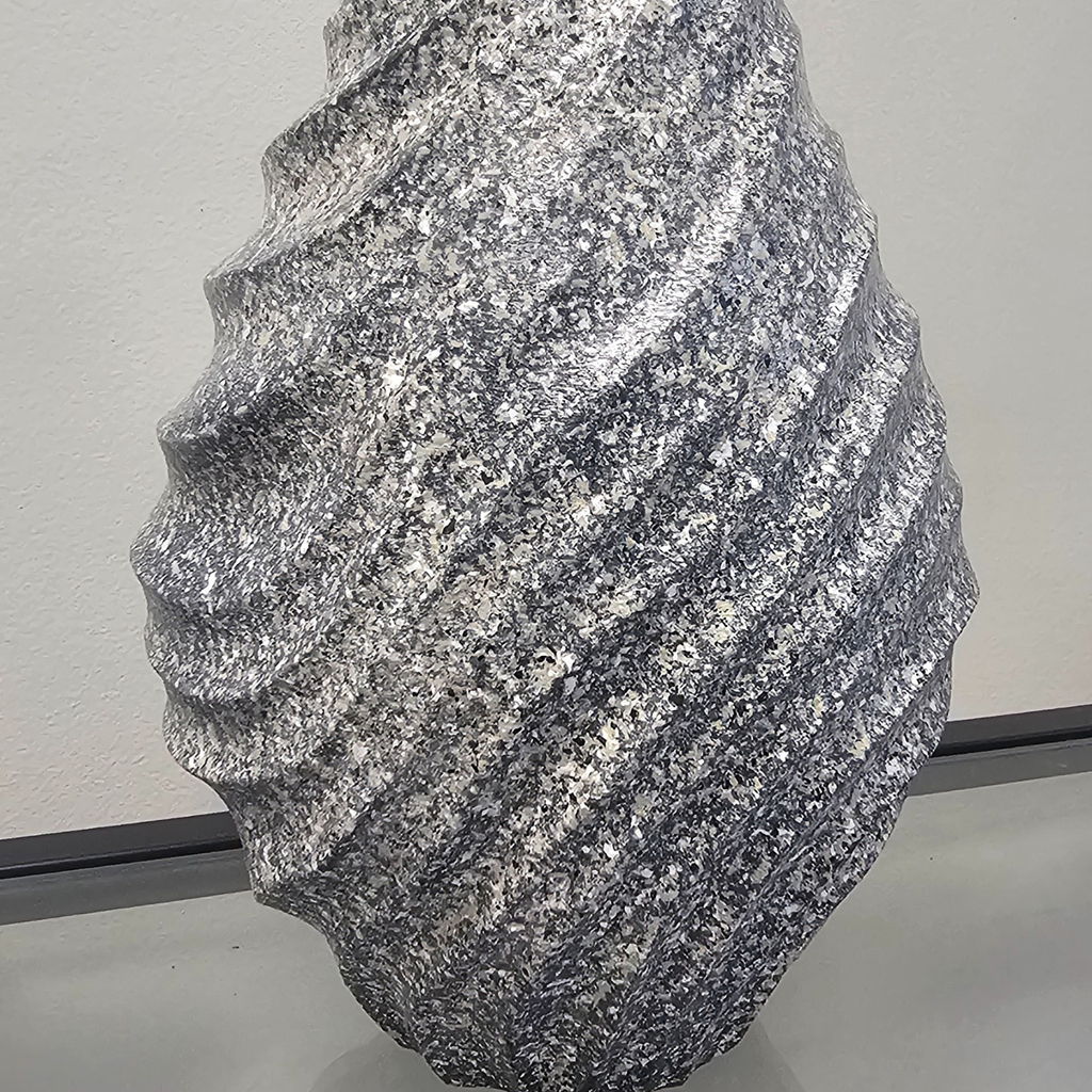 Rocky – Spiralformad stenstrukturvas 🇸🇪