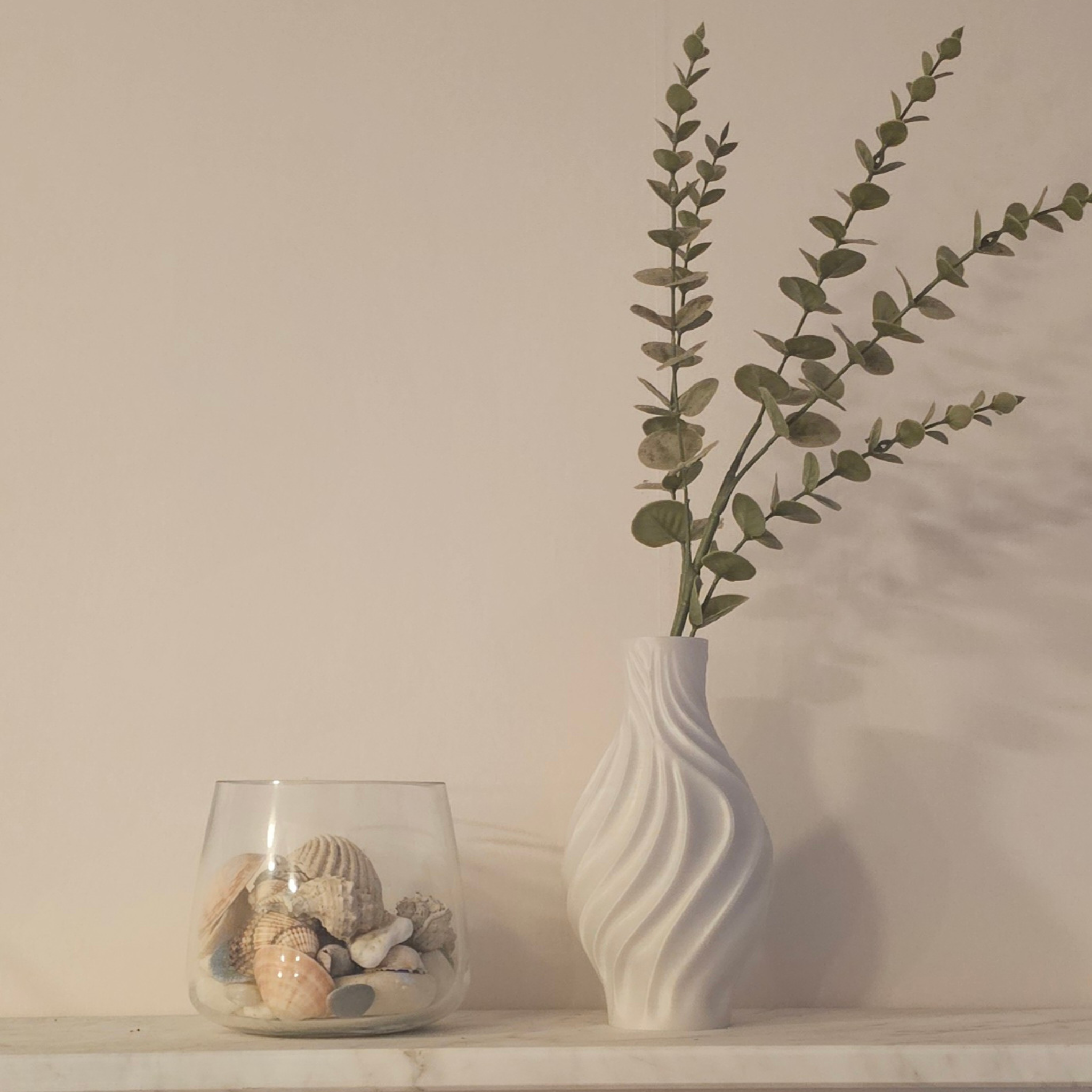 Wavy - Vågformad vas 🇸🇪