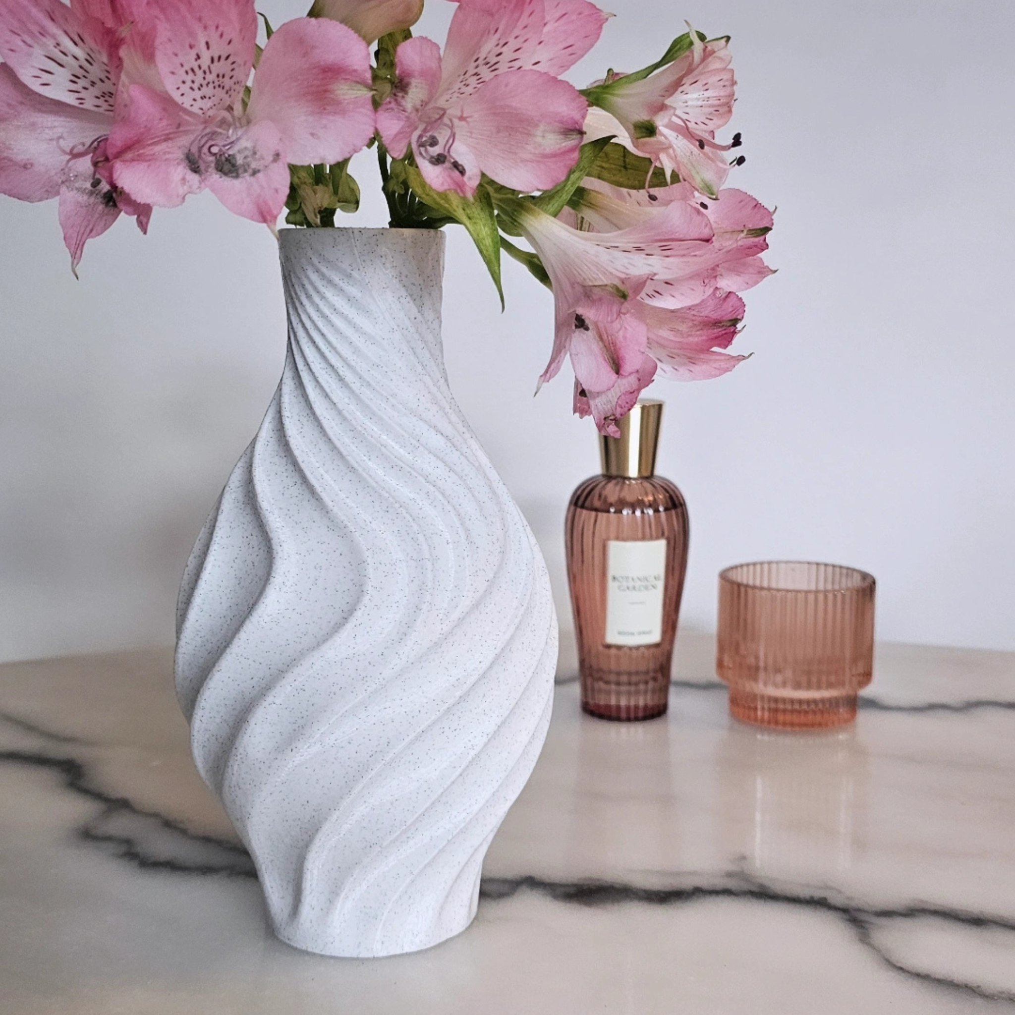 Wavy - Vågformad vas 🇸🇪