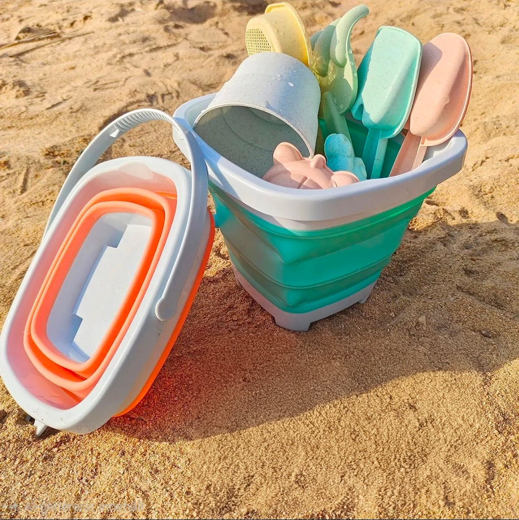 Strandset med vikbar hink